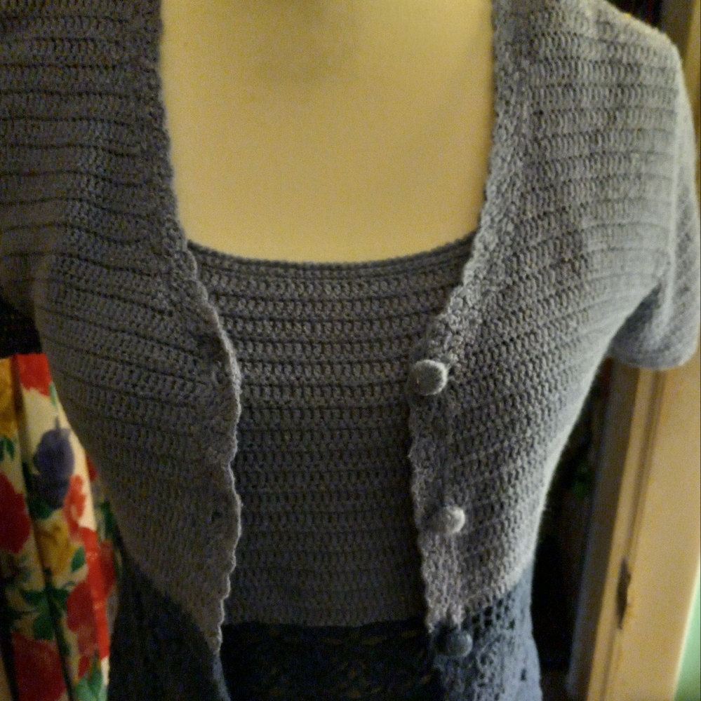 Not new,vintage 2pc dusty blue& navy crochet knit sweater set   size medium.